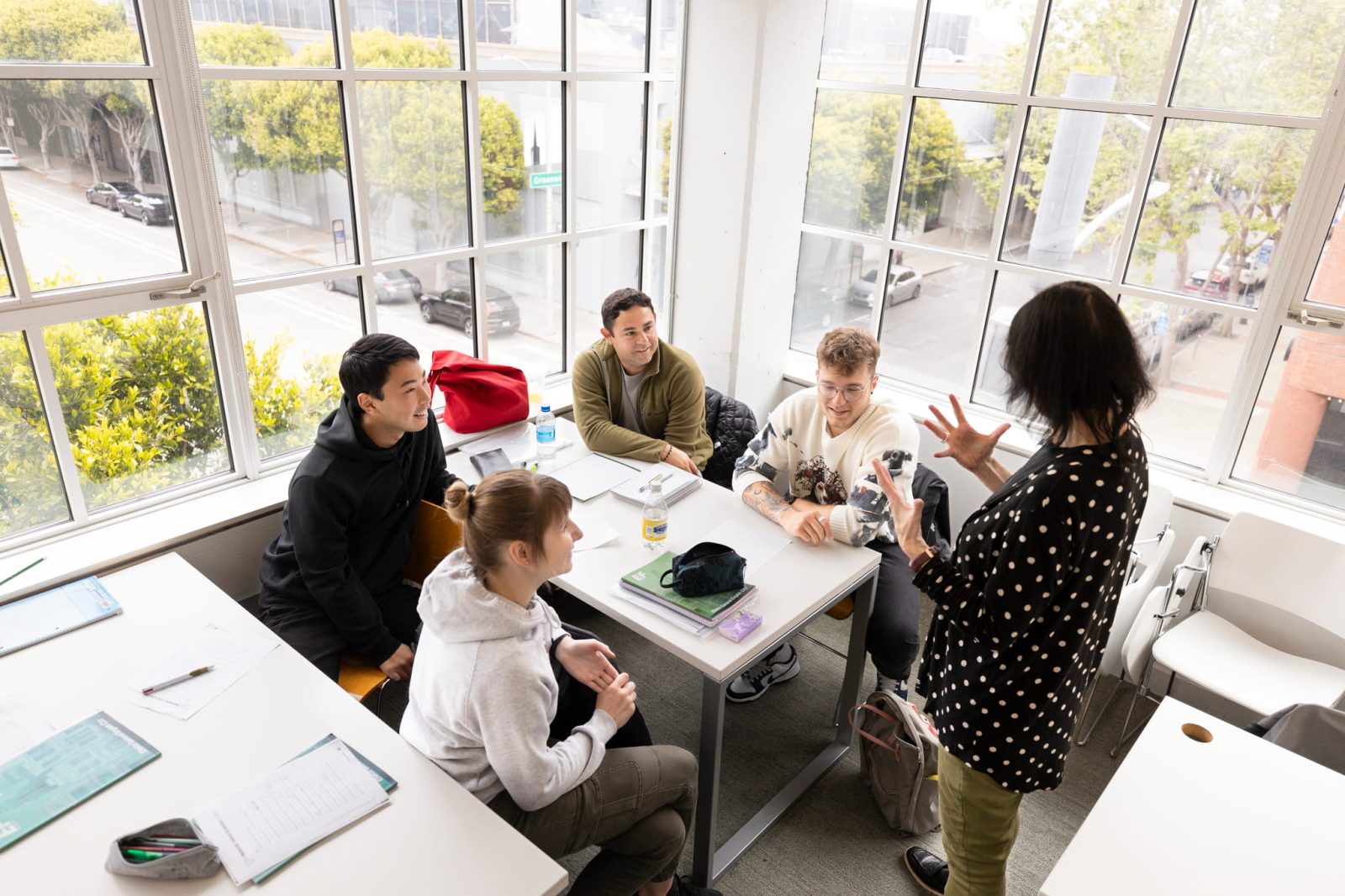 Nauka języka jako inwestycja, która realnie zmienia możliwości