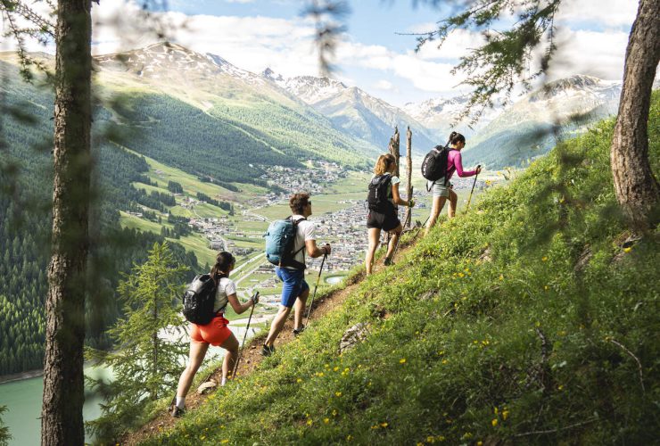 ALPEJSKI URLOP BEZ STRESU. LIVIGNO ROZWIJA APLIKACJĘ MYLIVIGNOPASS, KTÓRA PRZENOSI TURYSTÓW DO XXI WIEKU.