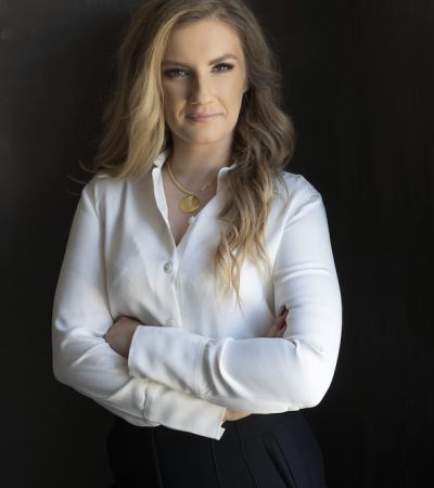 Nowe regulacje AI – koniec z ukrywaniem, że rozmawiamy z maszyną. Komentarz ekspercki Karolina Praszek-Gołębiewska