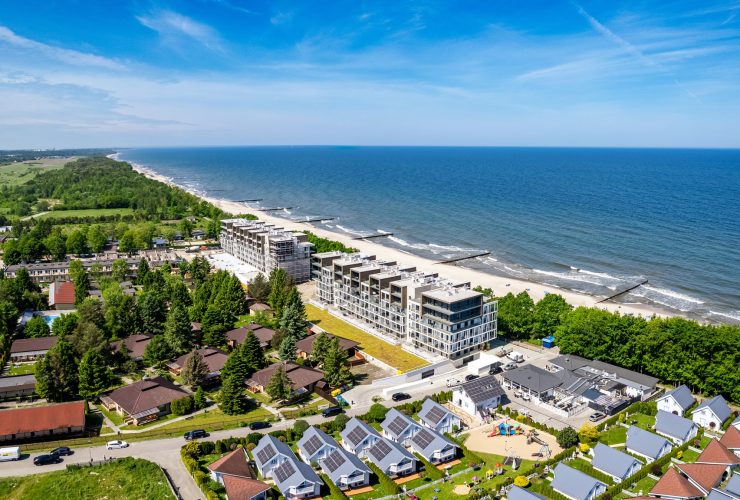 Wakacje 2026 Polacy rezerwują wcześniej, wyjeżdżają częściej i stawiają na komfort