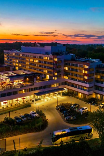 arche-naleczow-w-miedzynarodowej-rywalizacji-o-tytul-najlepszego-hotelu-konferencyjnego-w-polsce